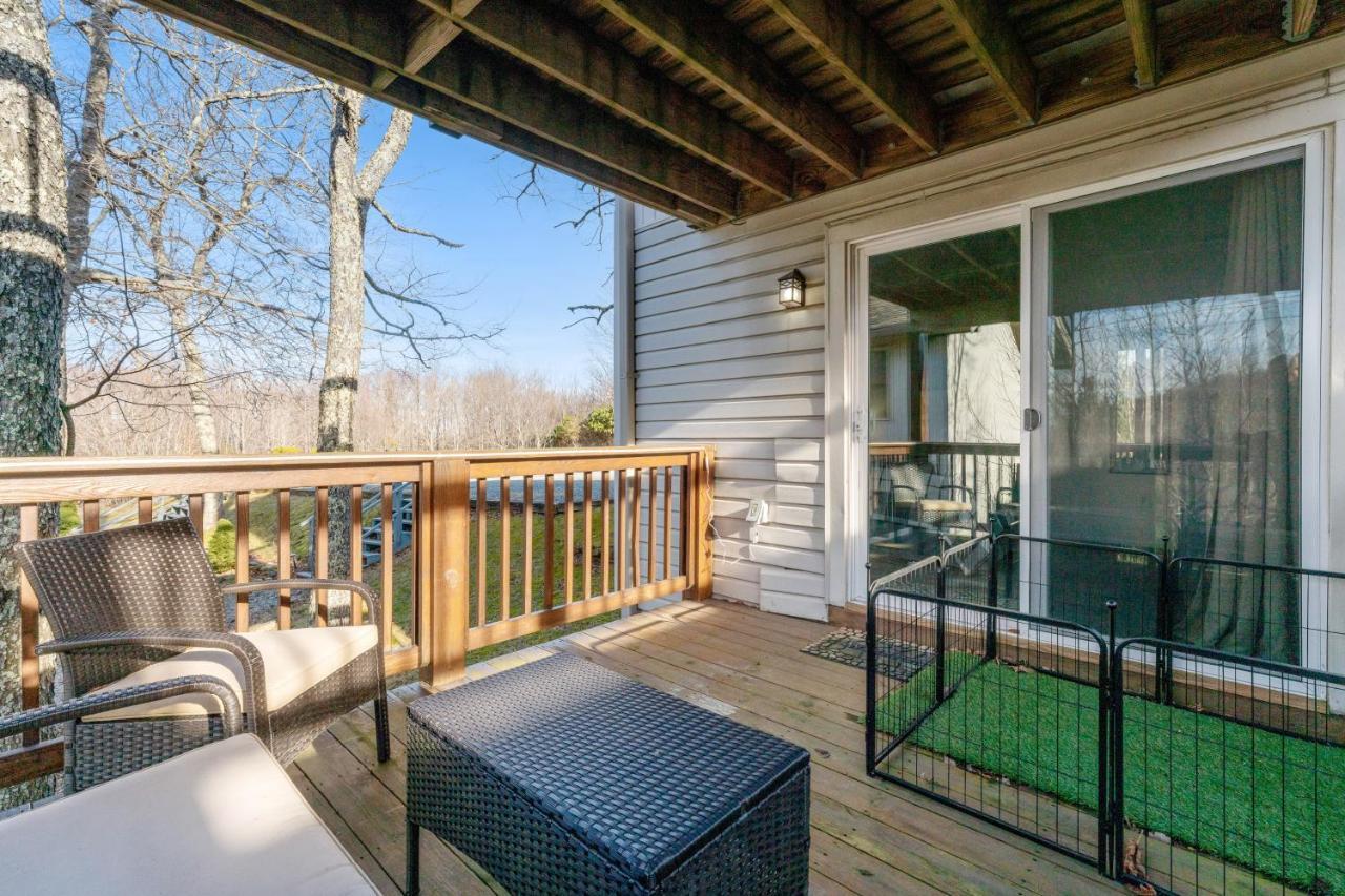 Bear'S Loft Apartment Beech Mountain Exterior photo