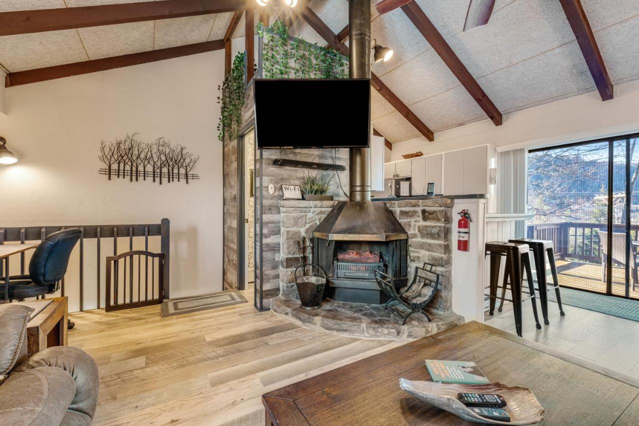 Bear'S Loft Apartment Beech Mountain Exterior photo