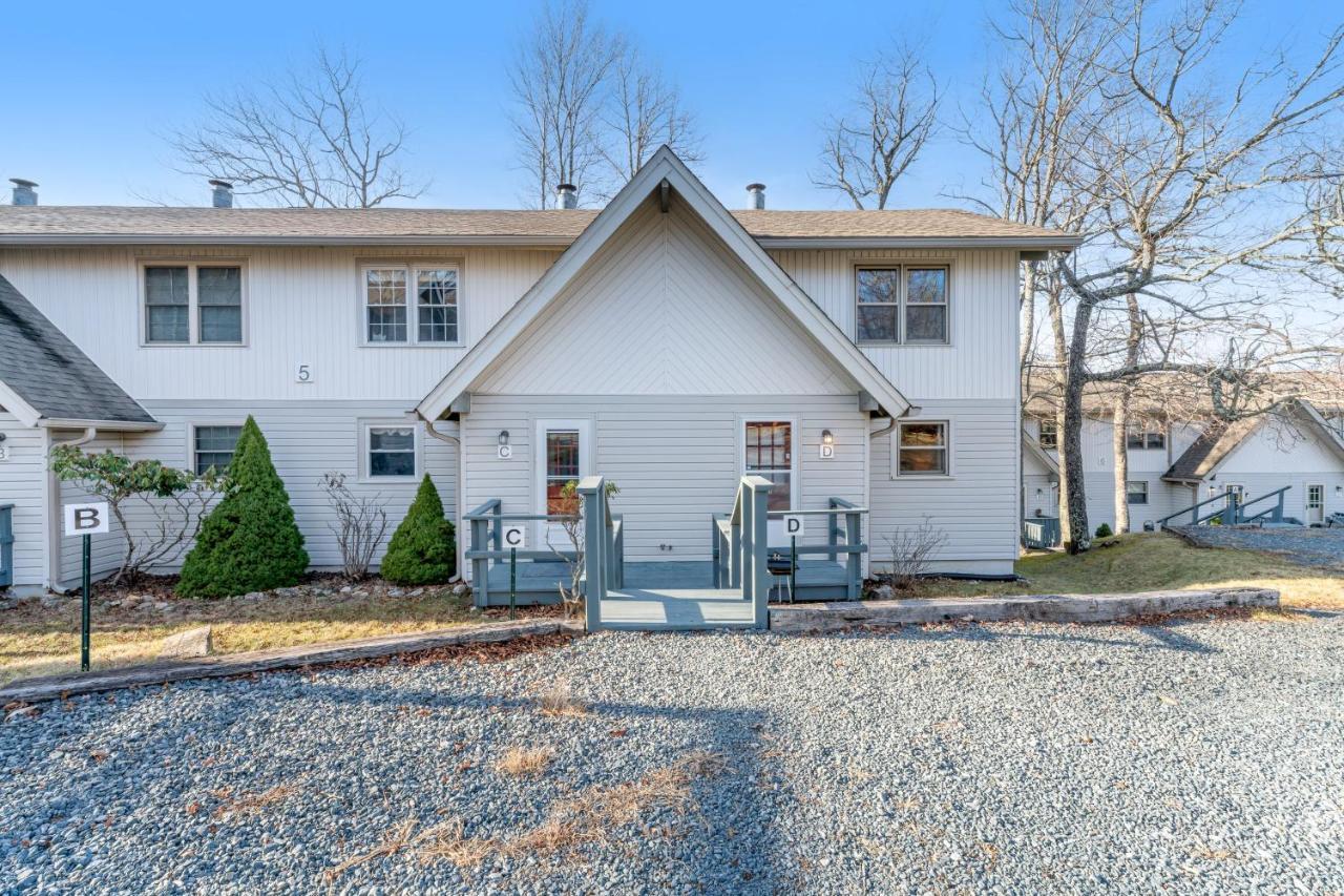 Bear'S Loft Apartment Beech Mountain Exterior photo
