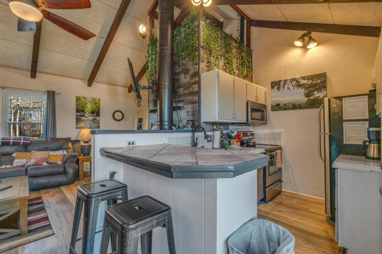 Bear'S Loft Apartment Beech Mountain Exterior photo